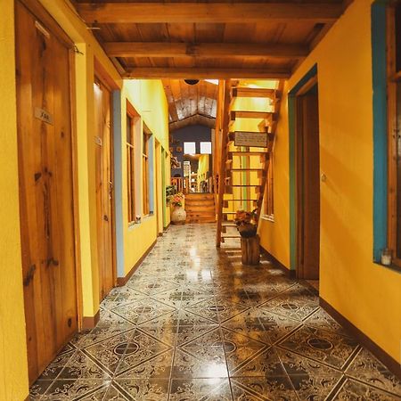 Posada Mana سان خوان لاجونا المظهر الخارجي الصورة